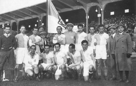 קובץ:Hakoah Vienna 1925.jpg